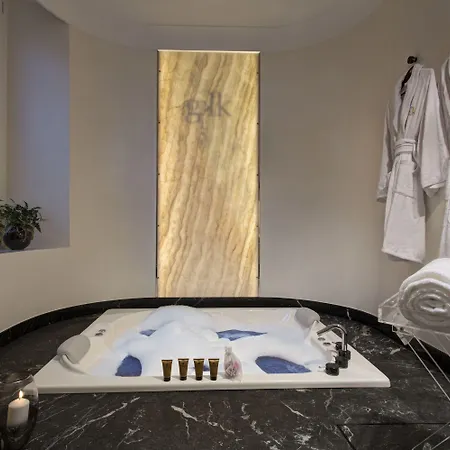 Gkk Exclusive Private Hotel